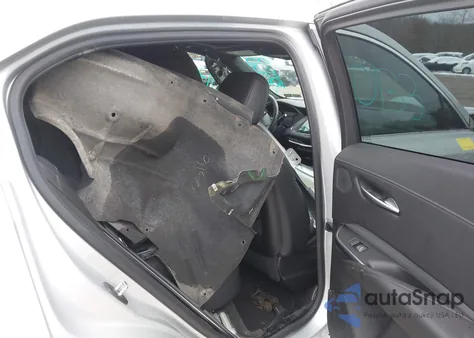 2022 Cadillac Xt4 Awd Premium Luxury z USA, uszkodzony, nr VIN 1GYFZDR46NF101135